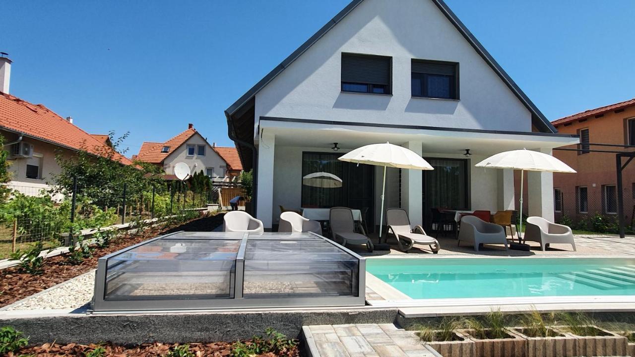 Relax Balaton Apartmanok Balatonfüred Extérieur photo